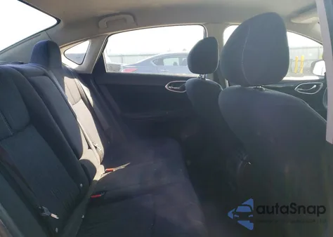 2016 Nissan Sentra S z USA, uszkodzony, nr VIN 3N1AB7AP1GL656338